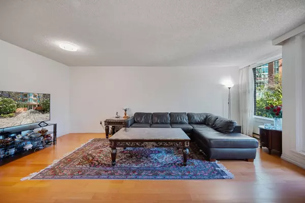 Vancouver, BC V6G 1E4,1845 Robson ST #203