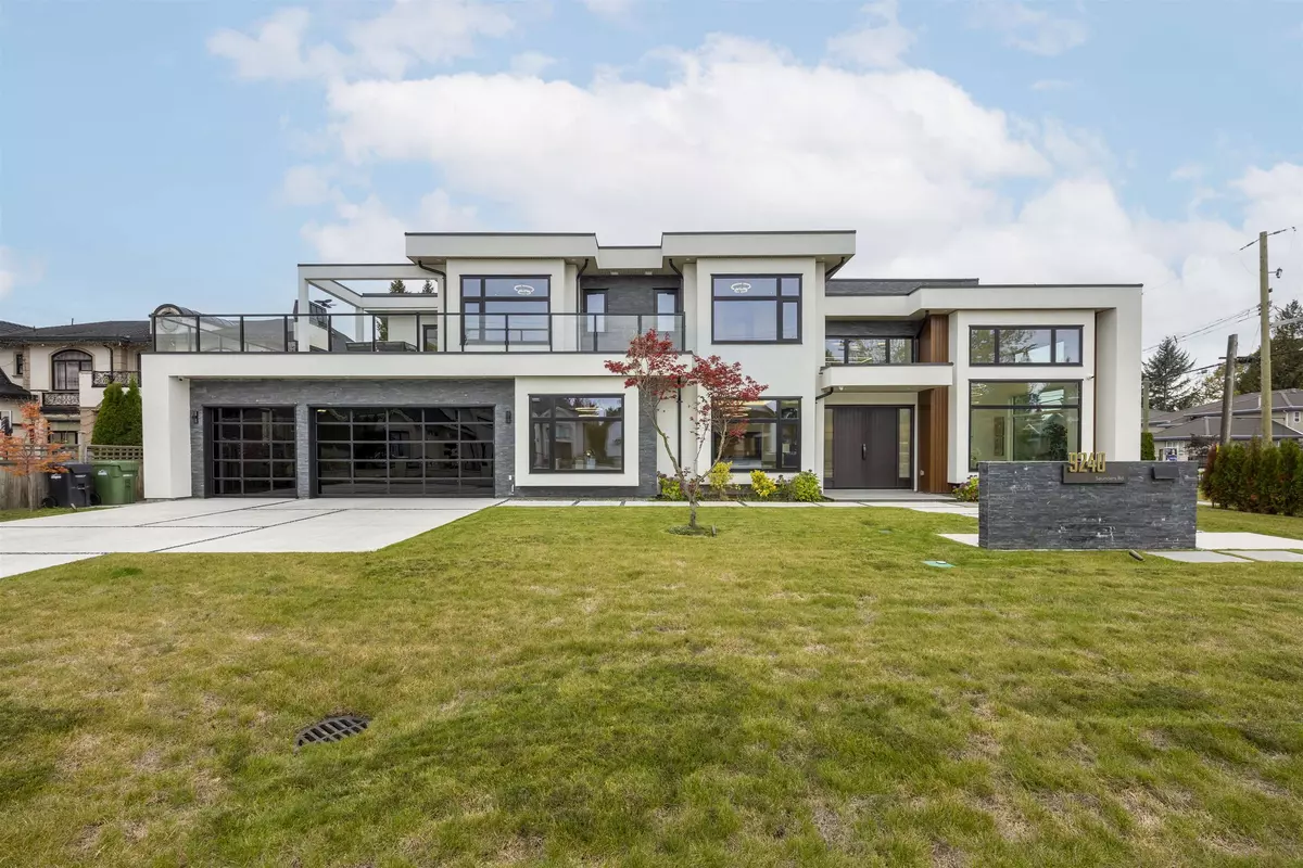 Richmond, BC V7A 2B1,9240 Saunders RD