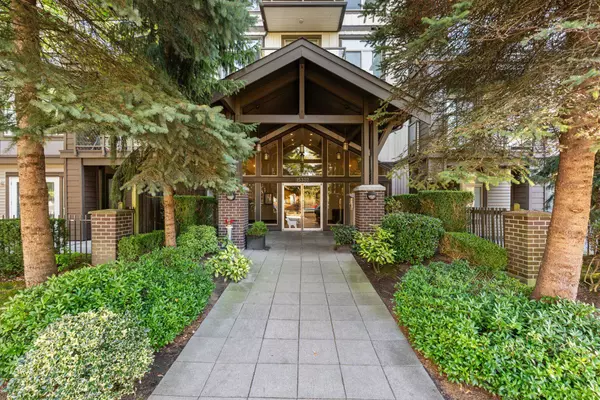 15322 101 AVE #218, Surrey, BC V3R 4G9