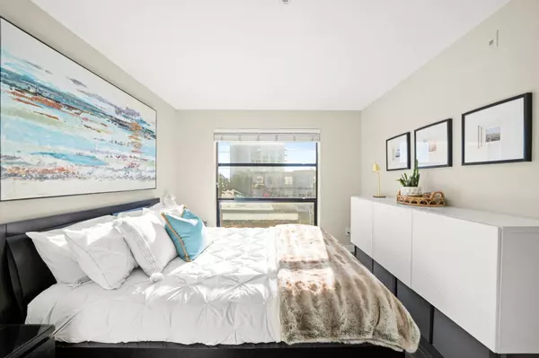 124 W 3rd ST #410 North Vancouver, BC V7M 1E8