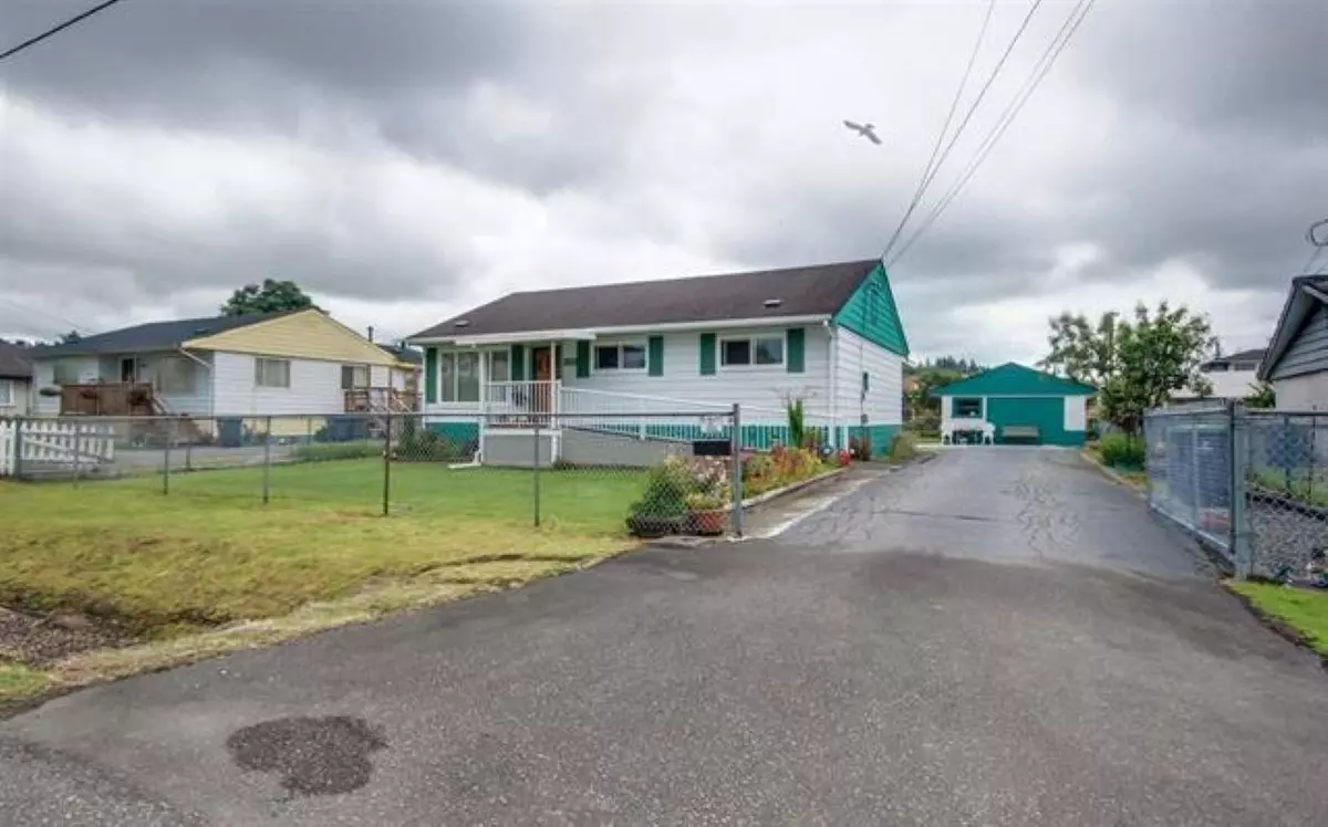 Surrey, BC V3V 3M2,12598 113 AVE