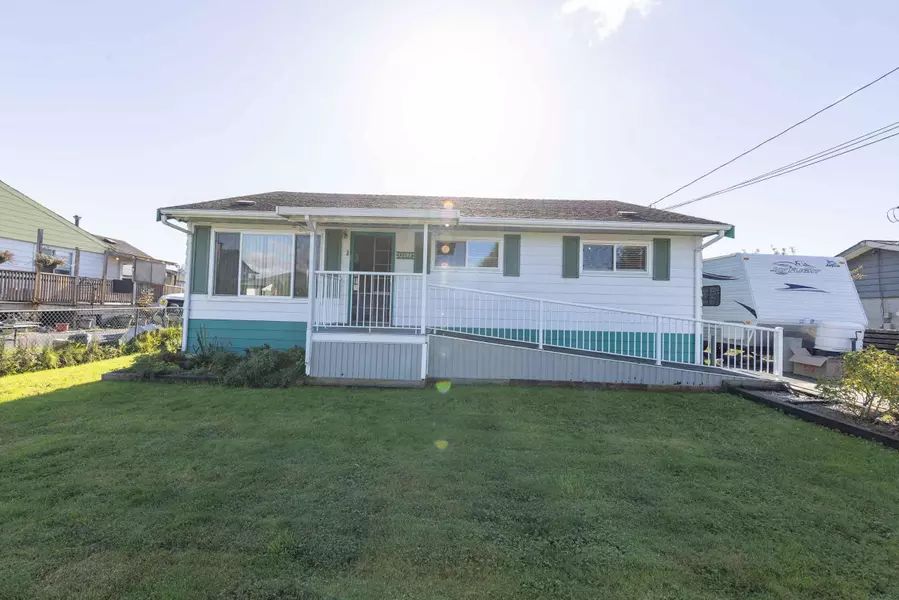 12598 113 AVE, Surrey, BC V3V 3M2