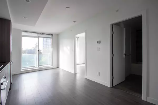 Surrey, BC V3T 0P8,13655 Fraser HWY #512