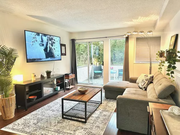 Surrey, BC V4A 6Y7,1860 Southmere East CRES #1