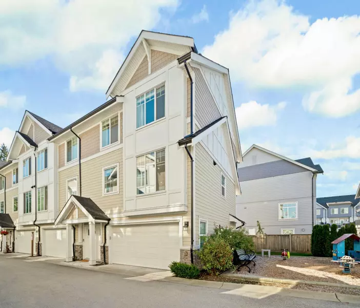 7056 192 Street #8, Surrey, BC V4N 6S6