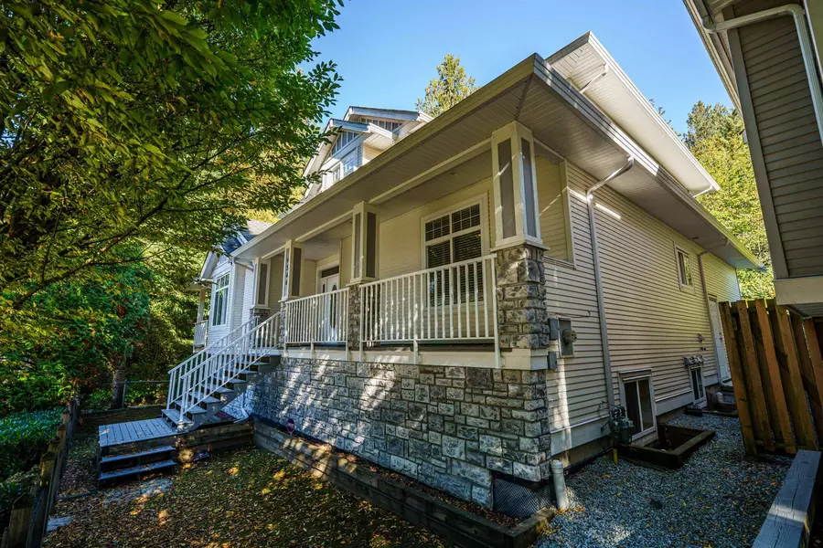 9346 216 ST, Langley, BC V1M 4E1