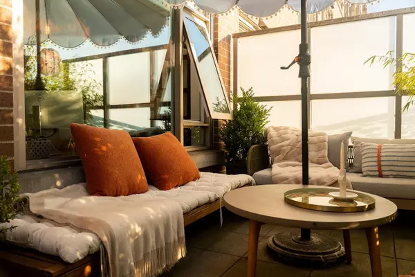 Vancouver, BC V5Y 0E8,445 W 2nd AVE #402