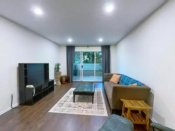 428 Agnes ST #215, New Westminster, BC V3L 1G1