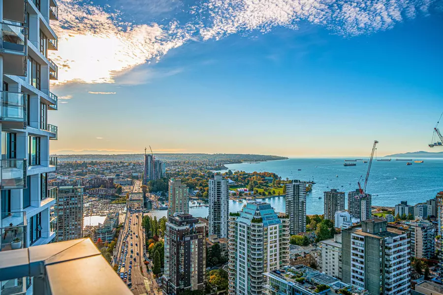 1289 Hornby ST #3902, Vancouver, BC V6Z 0G7