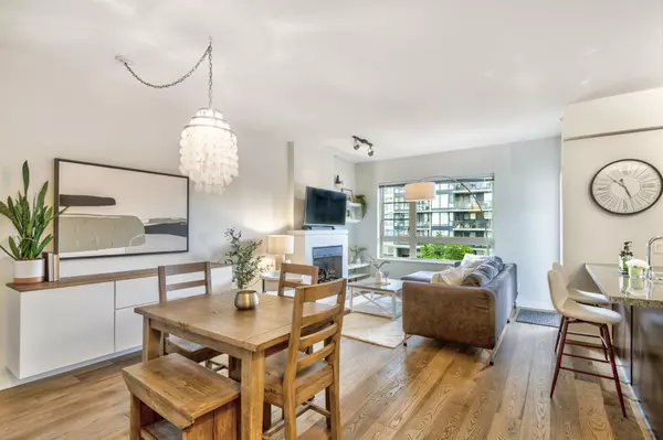 Port Moody, BC V3H 5L6,701 Klahanie DR #410