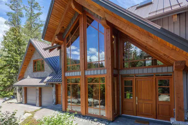 Whistler, BC V8E 0E2,7122 Nesters RD