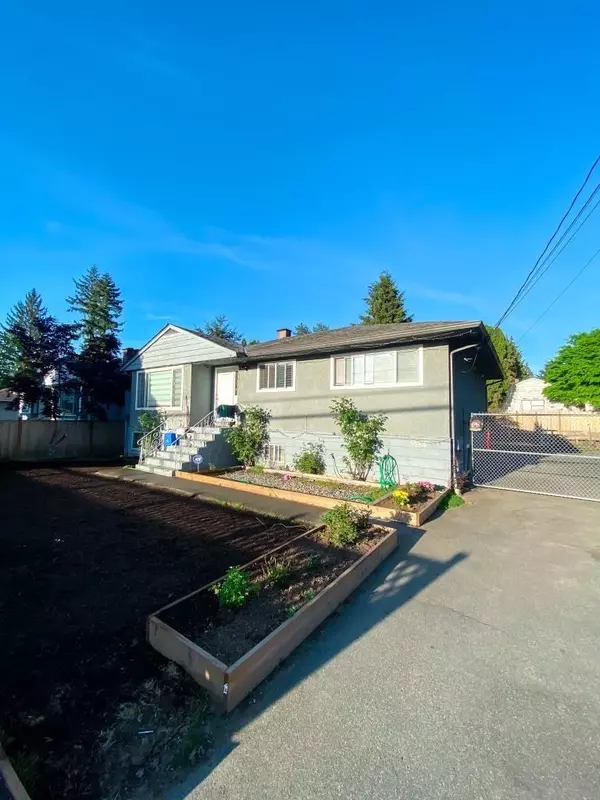 Surrey, BC V3T 2Y6,9864 128 ST