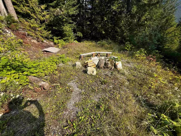 Sunshine Valley, BC V0X 1L5,14970 Parkview AVE