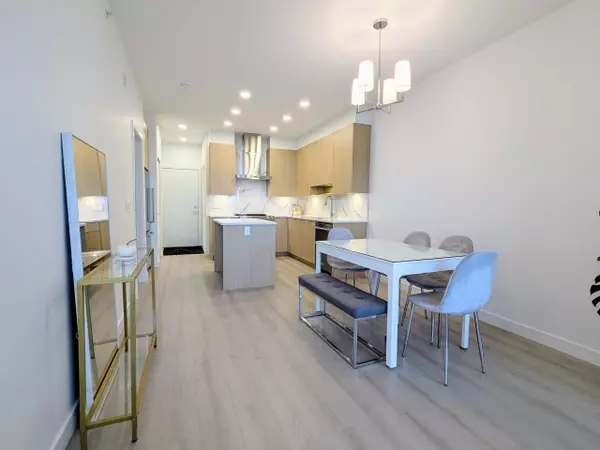 Burnaby, BC V3N 0J5,7799 17th ST #406