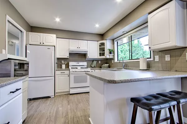 Pitt Meadows, BC V3Y 1W5,18855 120 AVE