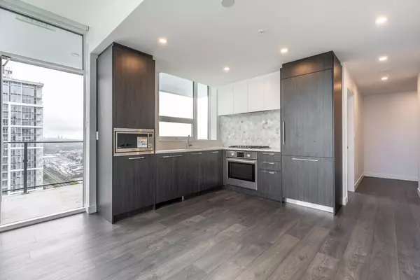 Burnaby, BC V5C 0N6,2425 Alpha AVE #2501