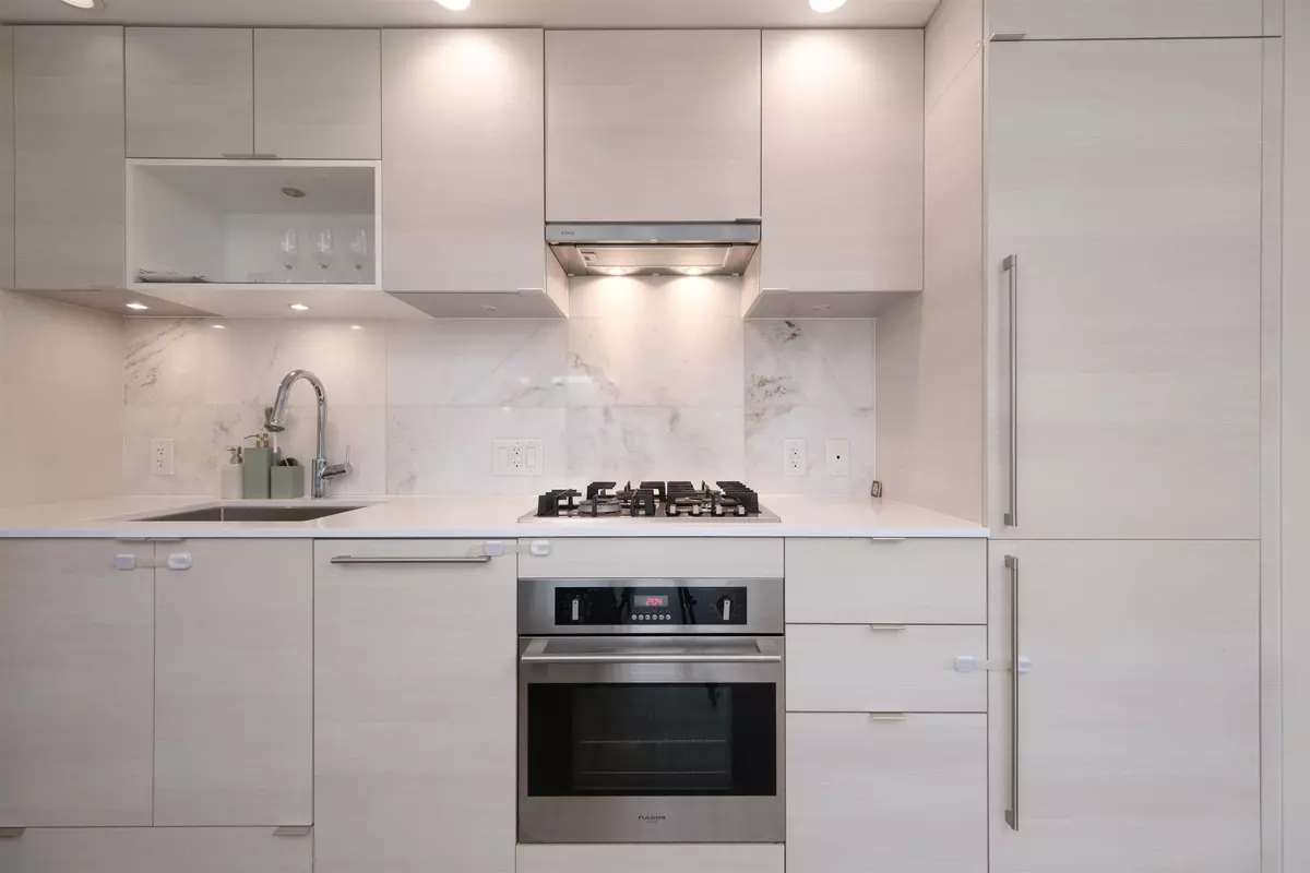 Coquitlam, BC V3J 0G2,602 Como Lake AVE #306