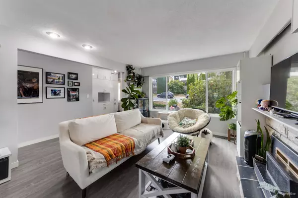 10 N Stratford AVE, Burnaby, BC V5B 1K9