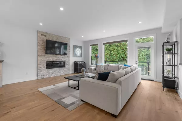 Abbotsford, BC V2S 2R3,34075 Woodbine ST