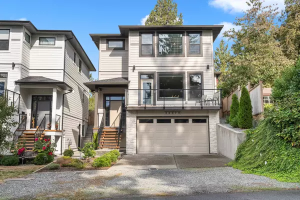 34075 Woodbine ST, Abbotsford, BC V2S 2R3