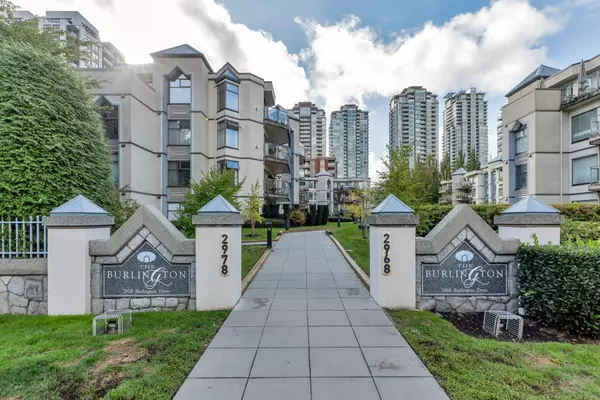 2968 Burlington DR #304, Coquitlam, BC V3B 7N4