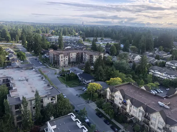 Surrey, BC V3T 0M4,13308 Central AVE #1707