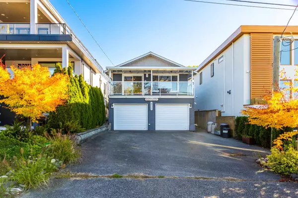 White Rock, BC V4B 4X2,832 Stevens ST