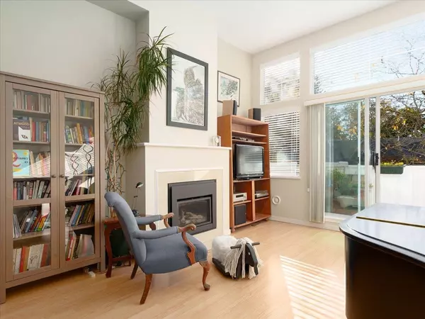 Vancouver, BC V5S 4T2,3588 Whitney PL #5