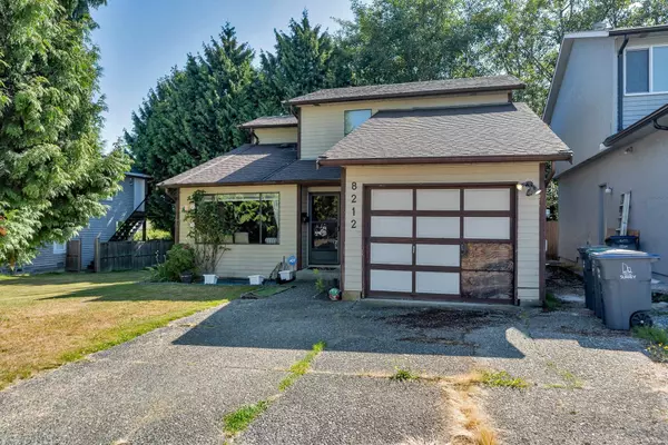 8212 132a ST, Surrey, BC V3W 8Y6