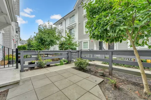 Pitt Meadows, BC V3Y 0G7,19696 Hammond RD #74