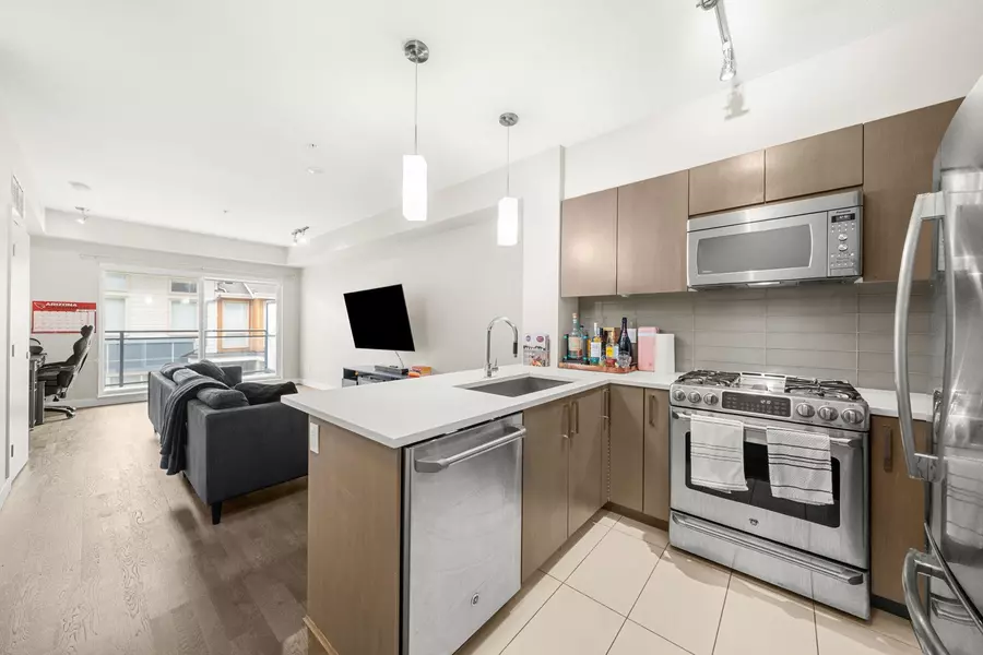 10155 River DR #313, Richmond, BC V6X 0L3