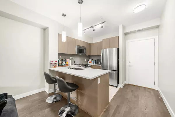 Richmond, BC V6X 0L3,10155 River DR #313
