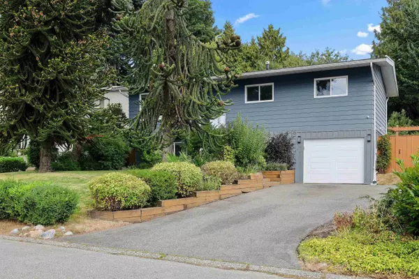 5846 179a ST, Surrey, BC V3S 4K3