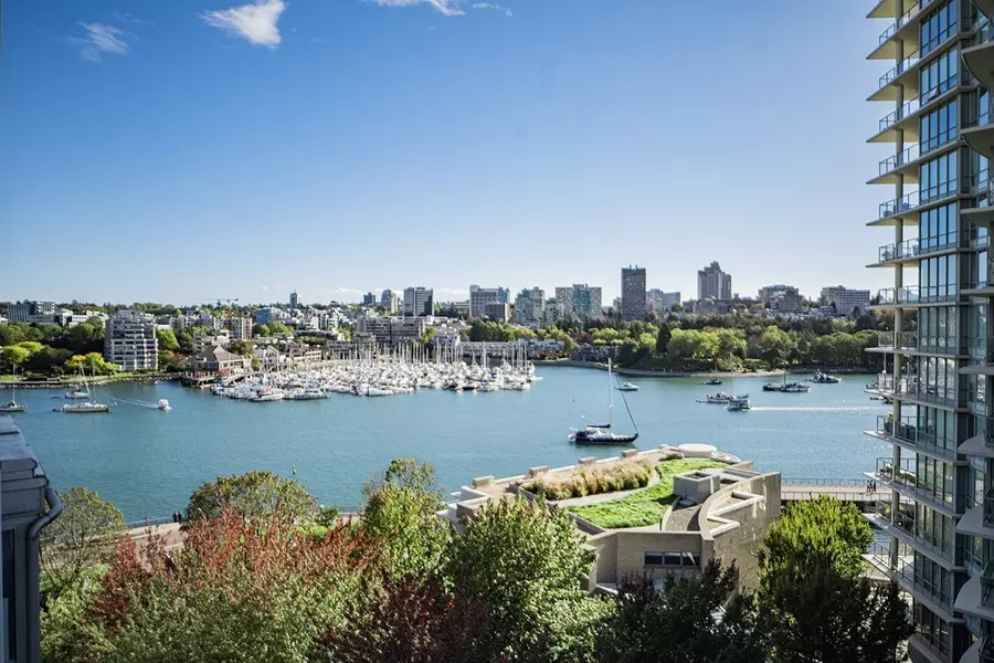 1288 Marinaside CRES #PH1003, Vancouver, BC V6Z 2W5