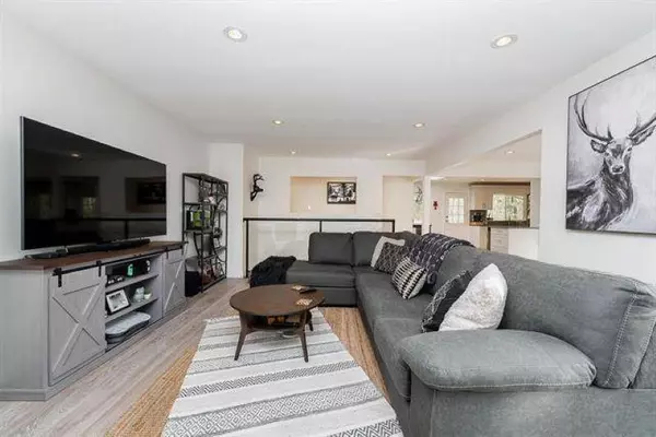 Port Coquitlam, BC V3B 4Z1,3668 Kennedy ST