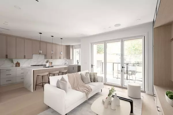 5965 Granville ST, Vancouver, BC V6M 3C9