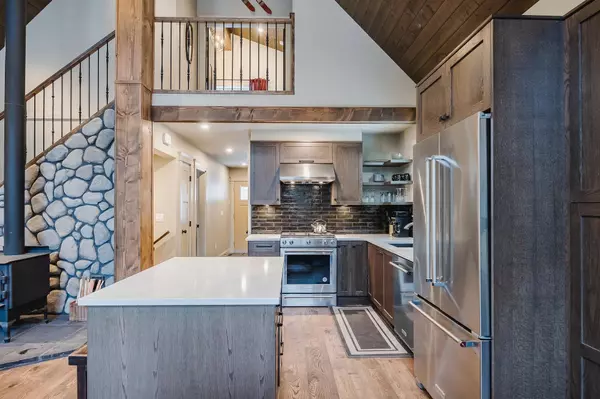 Agassiz, BC V0M 1A1,20788 Edelweiss DR