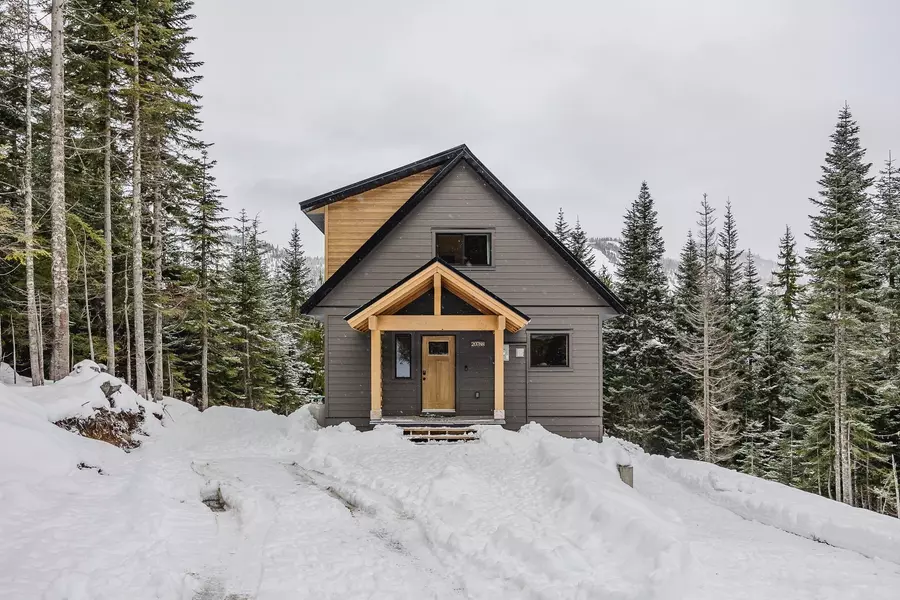 20788 Edelweiss DR, Agassiz, BC V0M 1A1