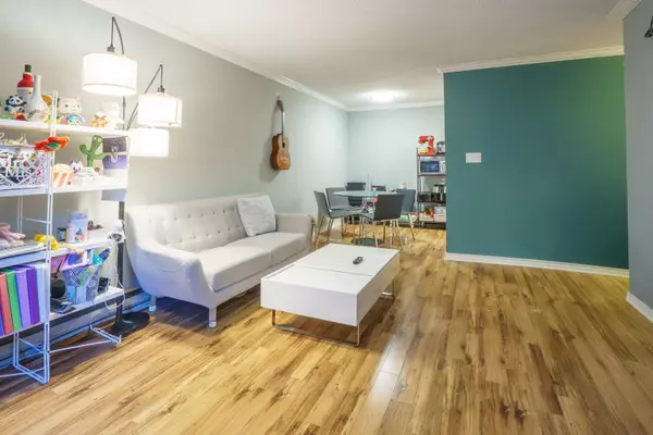 Coquitlam, BC V3B 6J5,1195 Pipeline RD #213