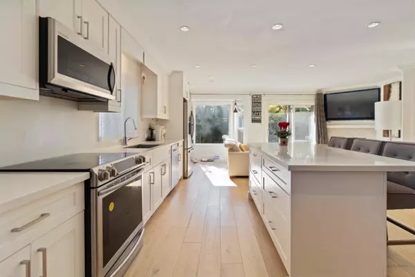 Delta, BC V4K 5A1,4881 63a ST