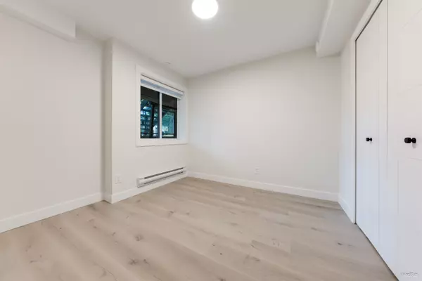 Vancouver, BC V5R 2A5,5092 Slocan ST #101
