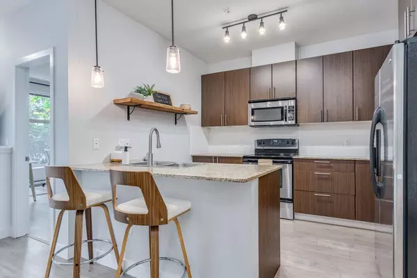 2477 Kelly AVE #118, Port Coquitlam, BC V3C 0B3