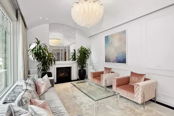 West Vancouver, BC V7V 2R5,2531 Nelson AVE