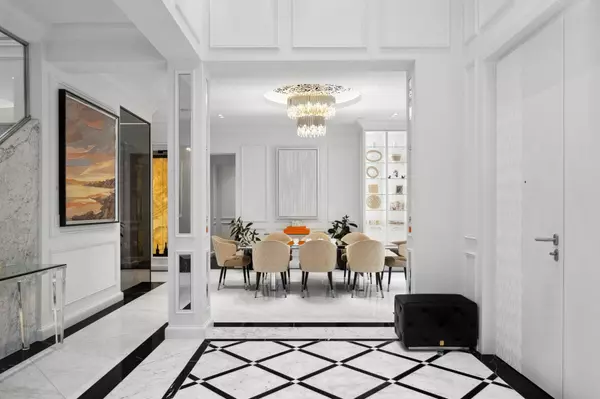 West Vancouver, BC V7V 2R5,2531 Nelson AVE