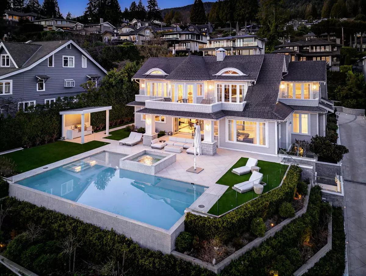 West Vancouver, BC V7V 2R5,2531 Nelson AVE