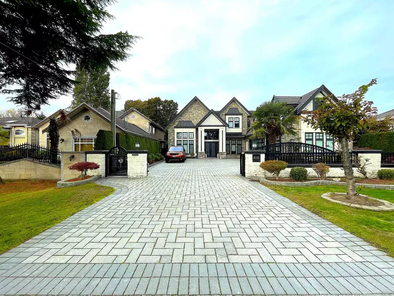 8131 Claybrook RD, Richmond, BC V7C 2L4