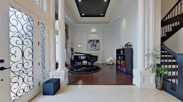 Richmond, BC V7C 2L4,8131 Claybrook RD