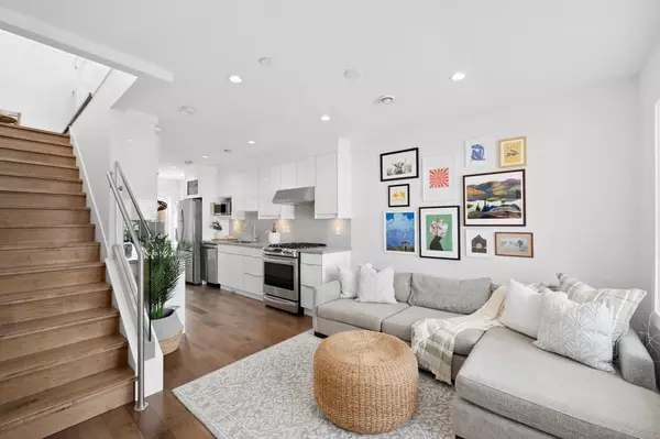 Vancouver, BC V5L 2Z7,2248 Grant ST