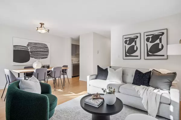 Vancouver, BC V6K 2A4,2190 W 8th AVE #104
