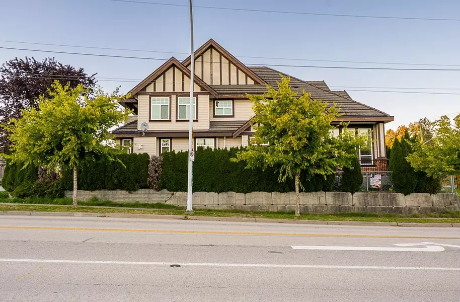 15177 76 AVE, Surrey, BC V3S 2H4